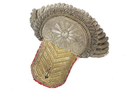 King's Bodyguards officer's EMBROIDER with...