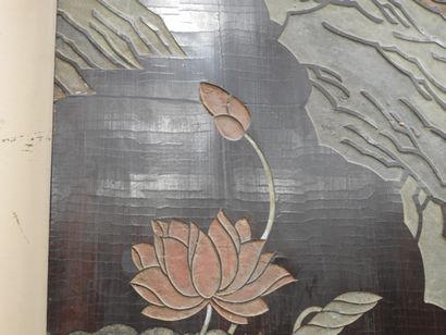 CHINA: Eight-leaf Coromandel lacquer screen...