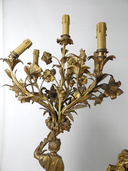 IMPORTANTE GARNITURE DE CHEMINEE 