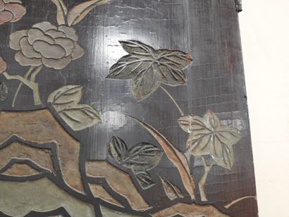 CHINA: Eight-leaf Coromandel lacquer screen...