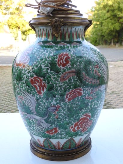 CHINE - Epoque KANGXI (1662-1722) 
Potiche...