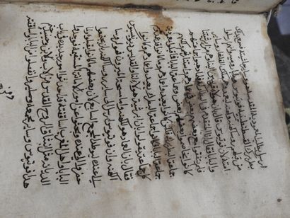 LIVRE MANUSCRIT en calligraphie à l'encre...