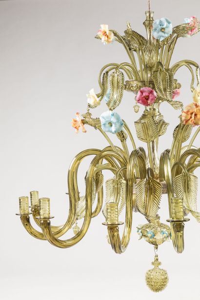 MURANO : IMPORTANT LUSTRE sur deux étages...