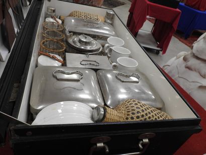 PICNIC SET by CORACLE, for HARRODS in London:...