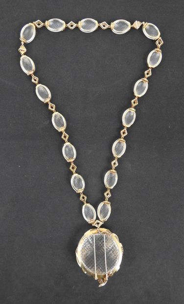 M. GERARD: Necklace in yellow gold 750 thousandths...