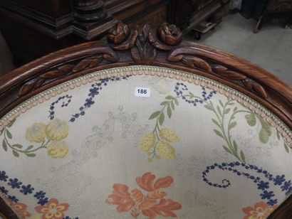 PAIRE DE FAUTEUILS cabriolet en bois naturel...