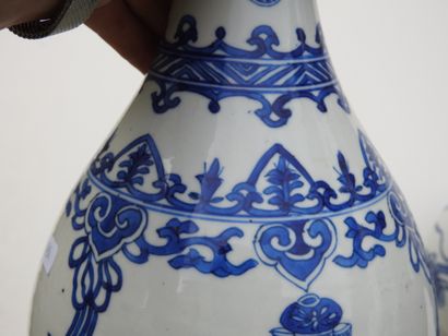 CHINE - Epoque KANGXI (1662 - 1722)
Paire...