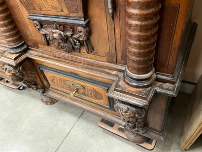 Importante ARMOIRE en bois naturel, bois...