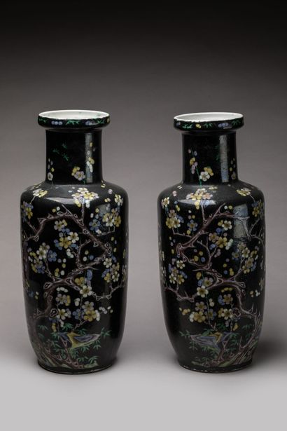 CHINA - Early 20th century: Pair of polychrome...