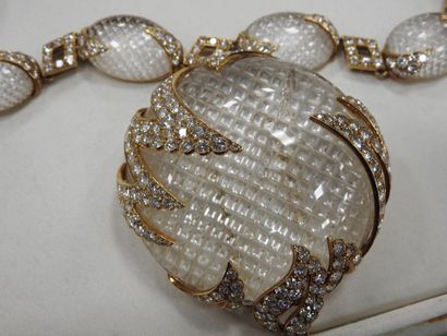 M. GERARD: Necklace in yellow gold 750 thousandths...