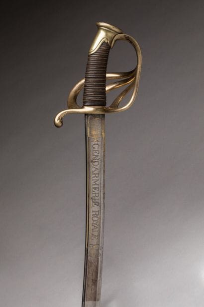 SABRE d'officier de la gendarmerie royale...