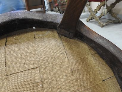 PAIRE DE FAUTEUILS cabriolet en bois naturel...
