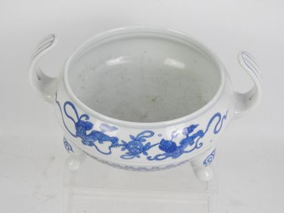 CHINA: Tripod perfume burner with two handles...