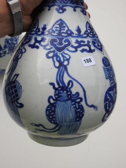 CHINE - Epoque KANGXI (1662 - 1722)
Paire...