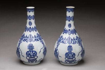 CHINE - Epoque KANGXI (1662 - 1722)
Paire...
