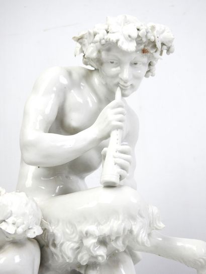 NAPLES, Manufacture de CAPODIMONTE: Large...