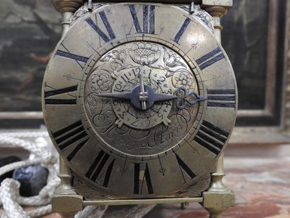 PETITE HORLOGE LANTERNE A REVEIL à aiguille...