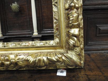 CADRE NU rectangulaire en bois mouluré, sculpté...
