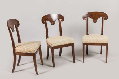 SET OF SIX mahogany CHAIRS, pelta-shaped...