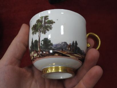 MEISSEN
Porcelain cup and saucer with polychrome...