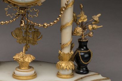 PENDULE PORTIQUE in white marble and gilt...
