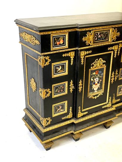 RARE MEUBLE A HAUTEUR D'APPUI en placage...