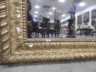 GRAND MIROIR de forme rectangulaire en bois...
