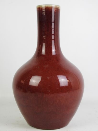 CHINA: Porcelain bottle vase with oxblood...