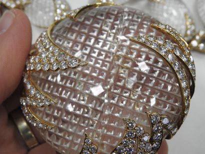 M. GERARD: Necklace in yellow gold 750 thousandths...