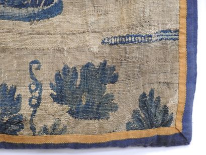 AUBUSSON : Tapisserie en laine à décor d'une...