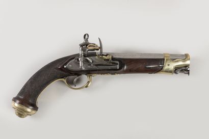 PISTOLET for senior officer of the Royal...
