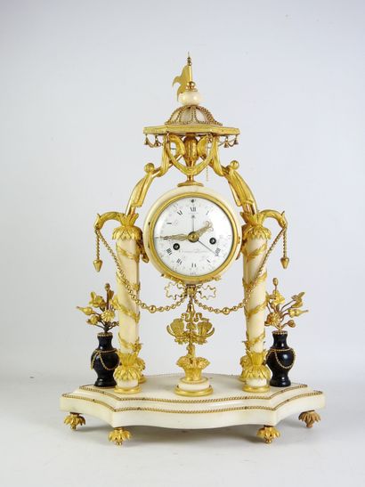 PENDULE PORTIQUE in white marble and gilt...