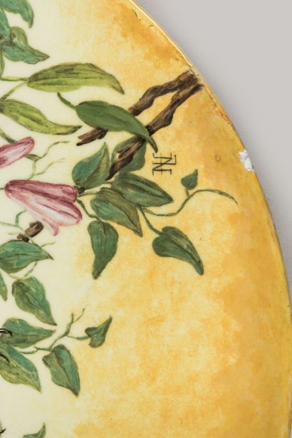 IMPORTANT circular glazed earthenware PLAT...