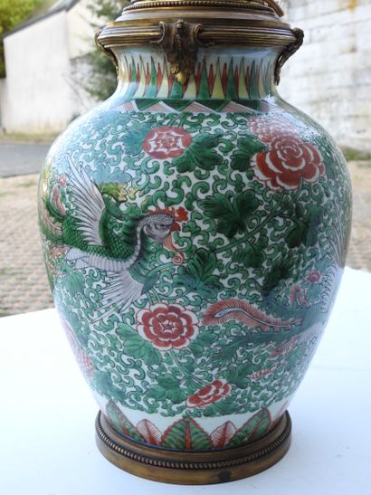 CHINE - Epoque KANGXI (1662-1722) 
Potiche...