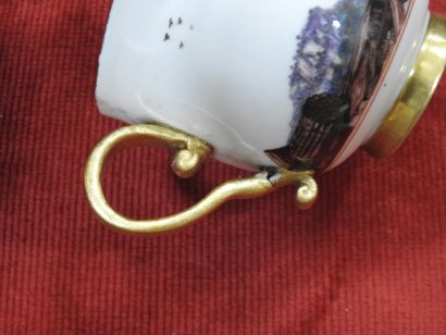 MEISSEN
Porcelain cup and saucer with polychrome...