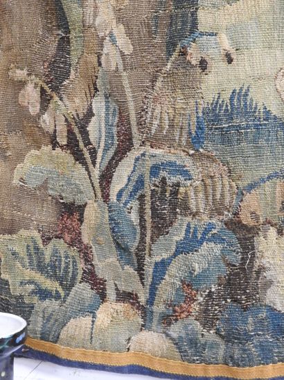 AUBUSSON : Tapisserie en laine à décor d'une...