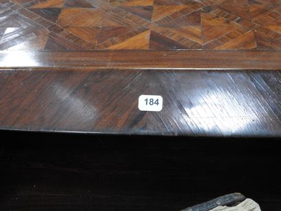 BUREAU DOS D'ANE en bois de placage marqueté...