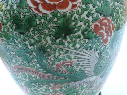 CHINE - Epoque KANGXI (1662-1722) 
Potiche...