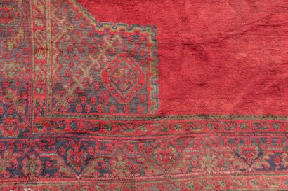 SMYRNE, Turquie: Important tapis en laine...
