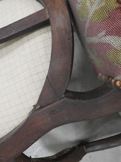 PAIR OF ARMCHAIRS in molded and carved natural...