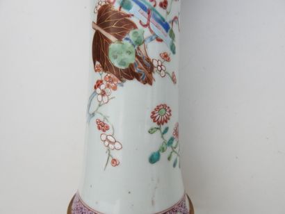 CHINE : Deux vases montés pouvant former...