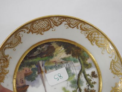 SEVRES : 
Soft-paste porcelain litron beaker...