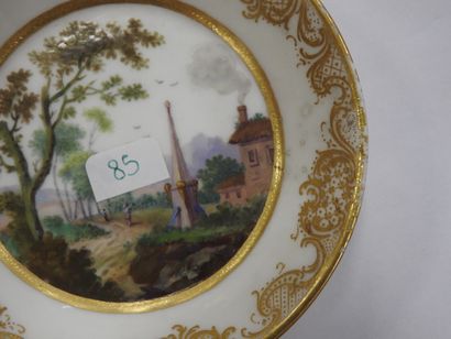 SEVRES : 
Soft-paste porcelain litron beaker...