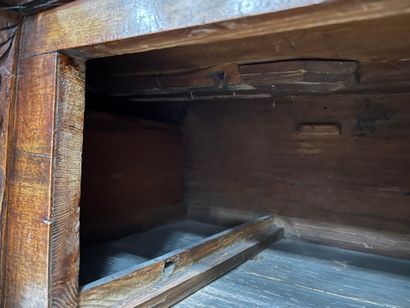 Importante ARMOIRE en bois naturel, bois...