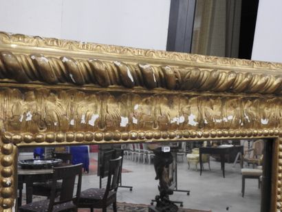 GRAND MIROIR de forme rectangulaire en bois...
