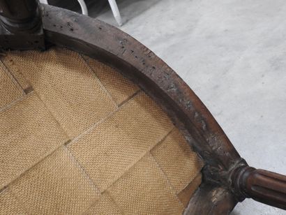 PAIR OF ARMCHAIRS in molded and carved natural...