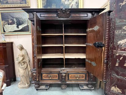 Importante ARMOIRE en bois naturel, bois...