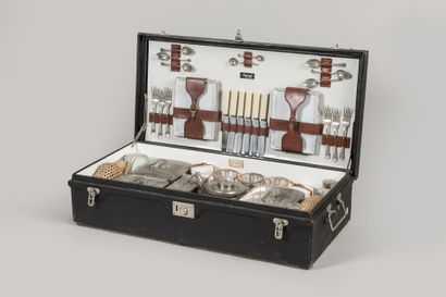 PICNIC SET by CORACLE, for HARRODS in London:...