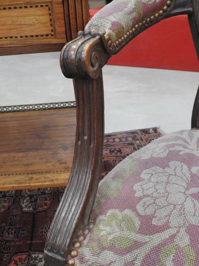 PAIR OF ARMCHAIRS in molded and carved natural...