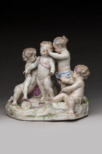 MEISSEN
Porcelain group depicting five loves...